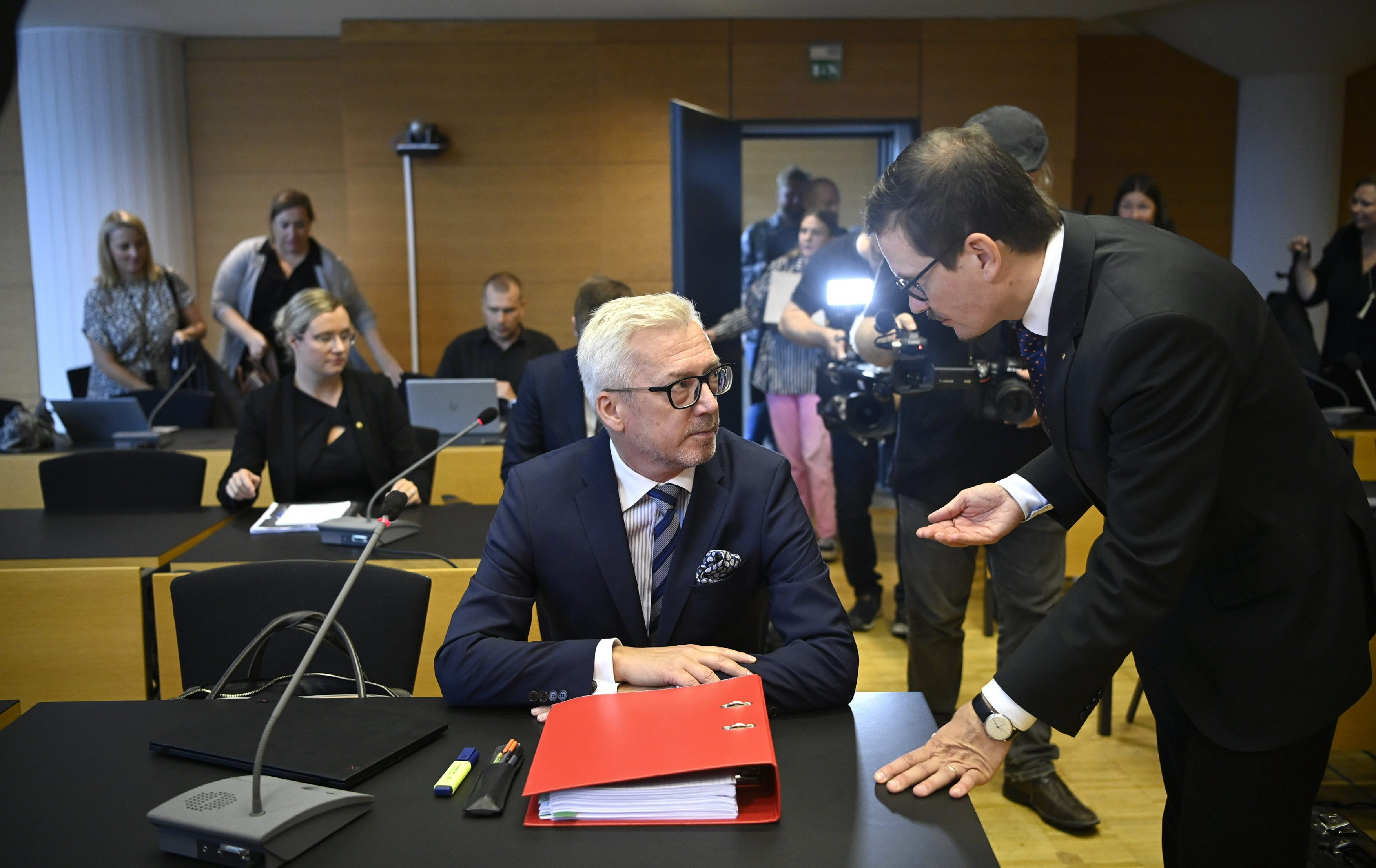 „Cel mai secret loc din Finlanda”. Trei jurnaliști sunt judecați pentru „înaltă trădare” în urma unui articol de investigație din 2017
