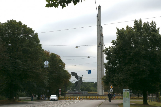 monument letonia (16)