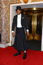 Russell Westbrook wears a top hat to the 2022 Met Gala in NYC