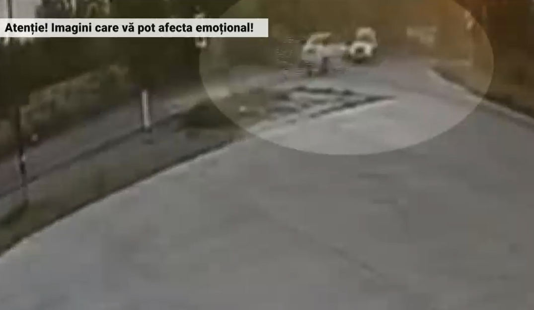 VIDEO Momentul accidentului de la Frumușani în care au murit 5 oameni. Imaginile arată viteza mare cu care mergea una dintre mașini