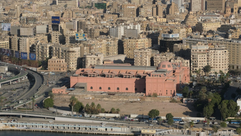 piata tahrir cairo