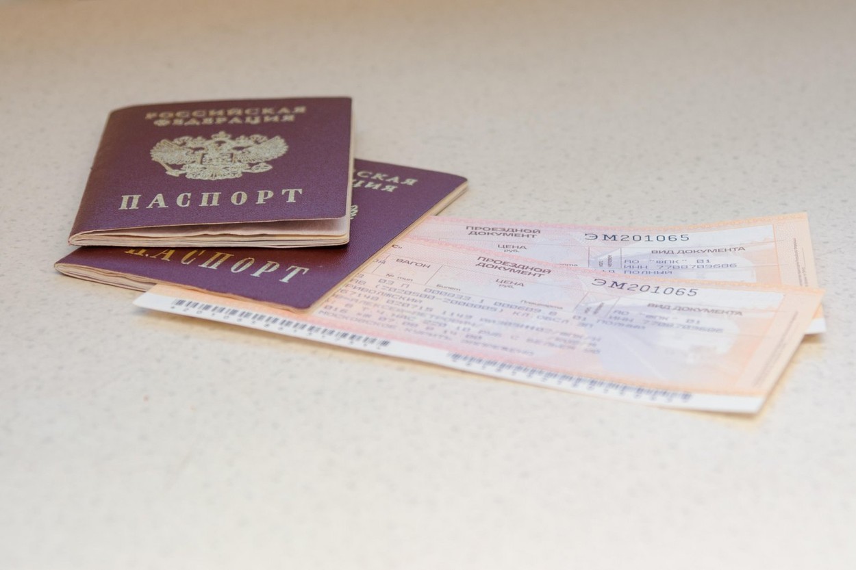 UE va analiza propunerea de a interzice accesul turiştilor ruşi pe teritoriul Uniunii. Unele țări membre nu sunt de acord