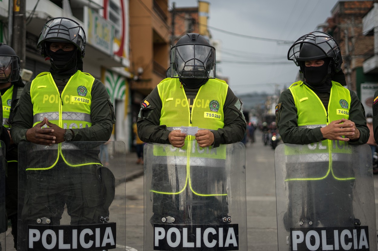 Doi jurnaliști au fost uciși în Columbia. Au fost împușcați de „criminali pe motociclete”