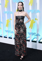 Dove Cameron, MTV Video Music Awards