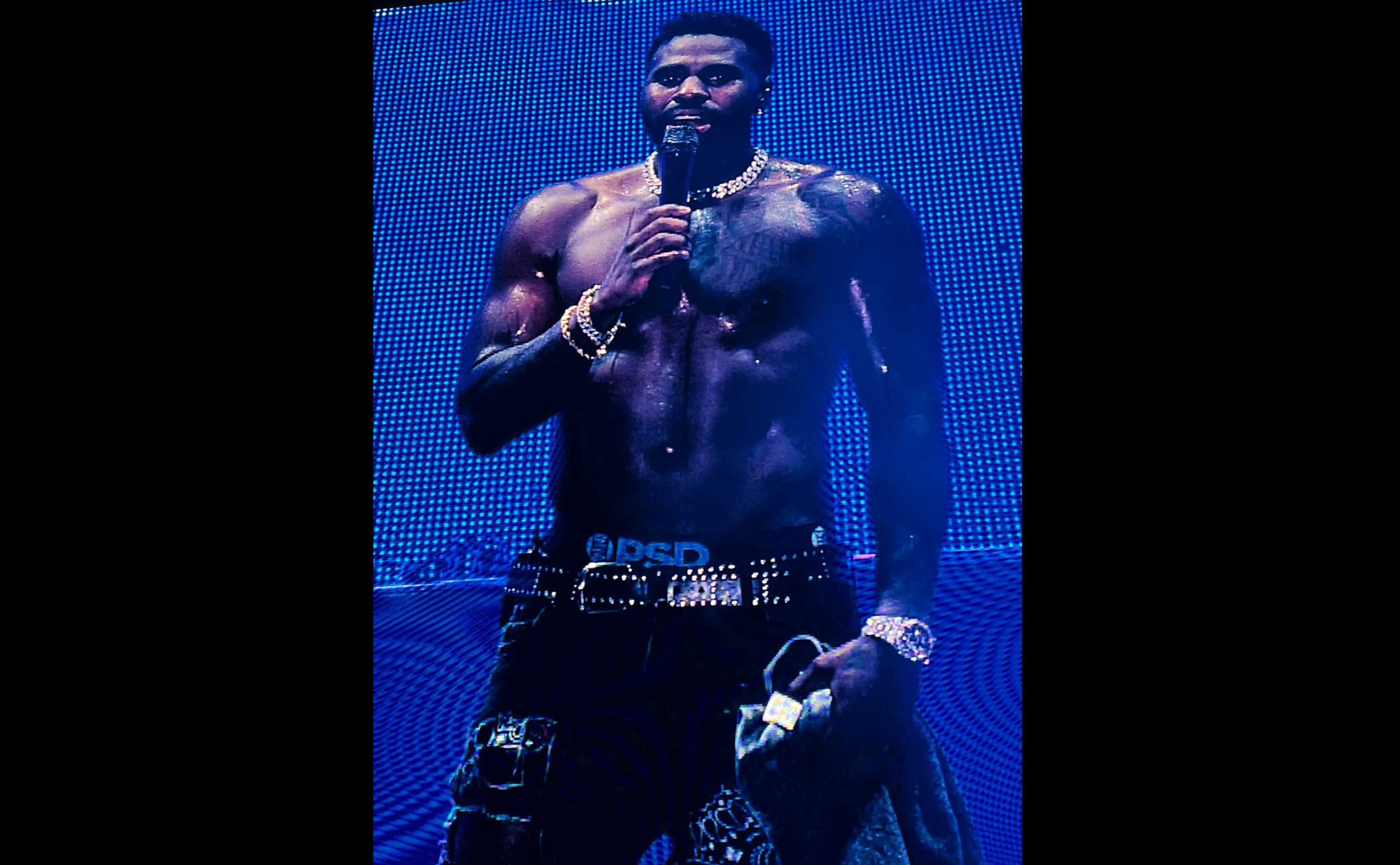 Jason Derulo și-a arătat chiloții PSD la festivalul Olguței Vasilescu