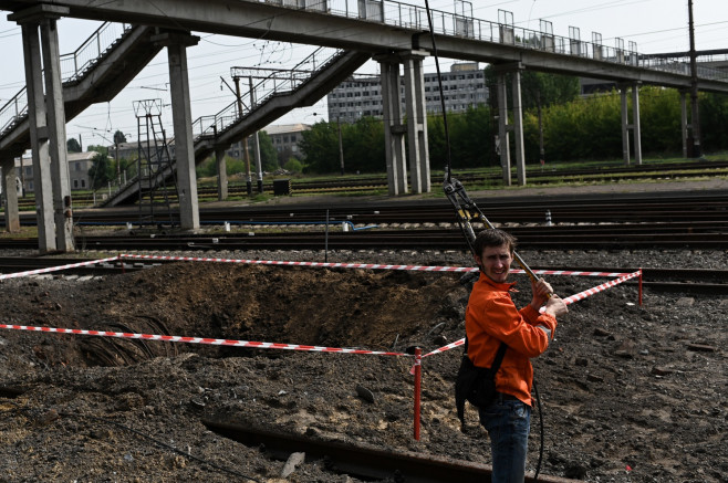 Ukraine: Ukrainian railroad workers and civil engineers assess damages after the Kramatorsk Railway Station was hit by indirect fire munitions