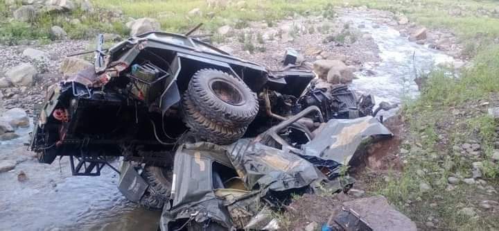 Un camion militar din Pakistan a plonjat într-o prăpastie și a căzut 150 de metri în gol - 9 soldați au murit, iar patru sunt răniți