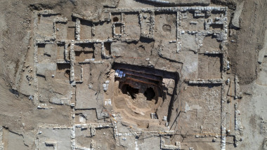 Autorităţile din Israel au prezentat marţi ruinele vechi de 1.200 de ani ale unei construcţii din Deşertul Negev