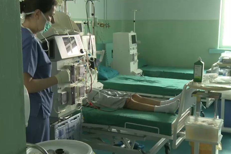 Ministerul Sănătății cere mutarea unuia dintre cele mai mari spitale din țară. Institutul ar fi amenajat ilegal secții într-un pod