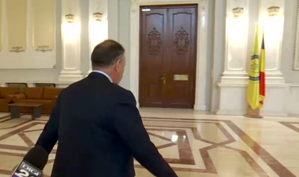 Cum răspund parlamentarii, întrebați ce ar face dacă ar conduce Ministerul Energiei. Cîțu: N-aș mai da atâtea ajutoare