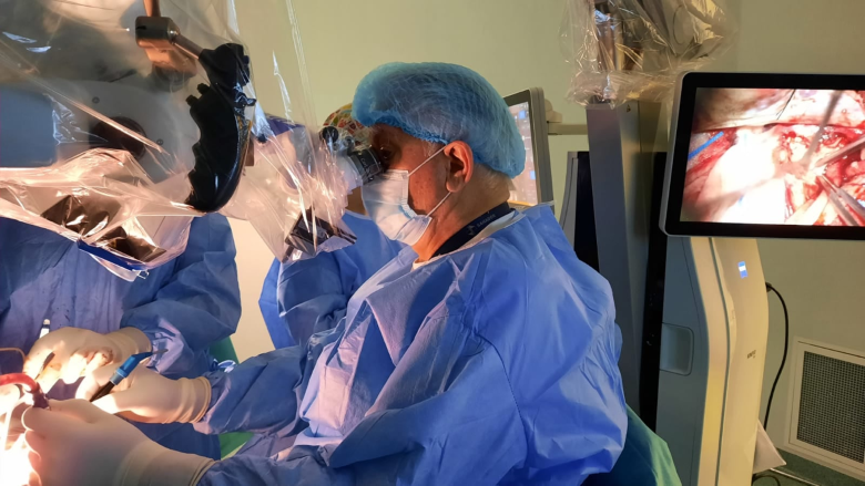 Hidrocefalie obstructivă, complicație a unei meningite neonatale, rezolvată cu succes la SANADOR