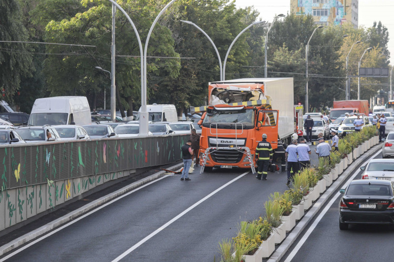 INSTANT_PASAJ_CAMION_027_INQUAM_Photos_Octav_Ganea