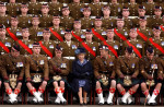 Regina Elisabeta a II-a a Marii Britanii (2)