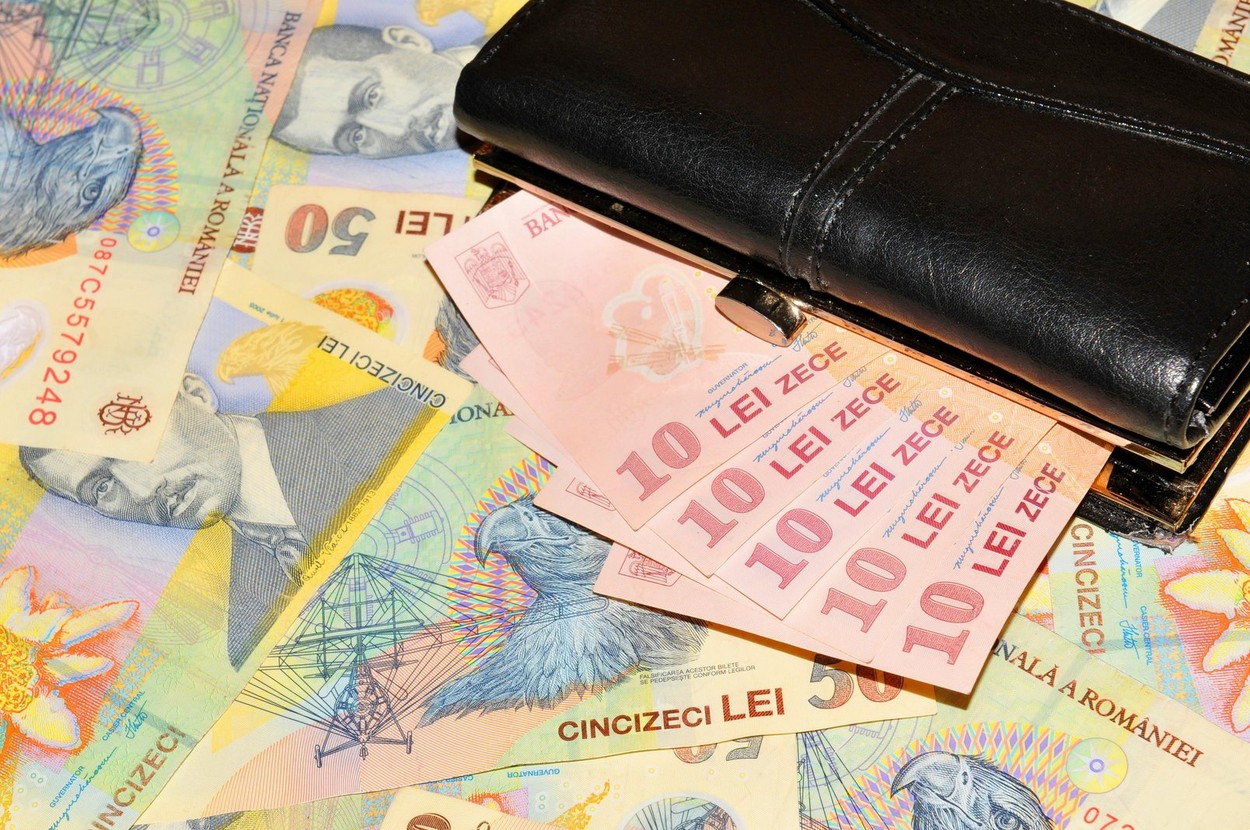 ROBOR își continuă scăderea lentă, dar susținută, declanșată de mesajul guvernatorului BNR