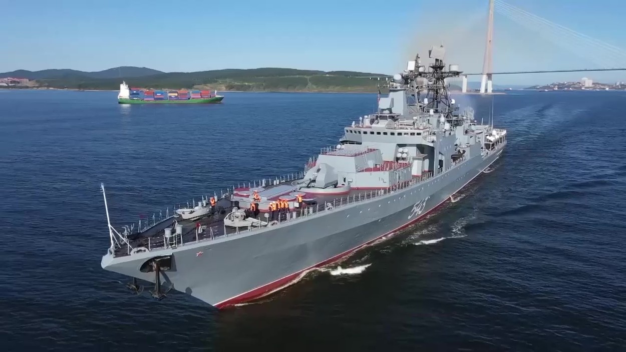 Rusia a început exercițiile militare uriașe "Vostok 2022", alături de peste 10 țări printre care India și China