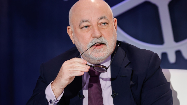 Poliţia din SUA a percheziționat două case ale oligarhului rus Viktor Vekselberg. În aprilie, un iaht i-a fost confiscat în Spania