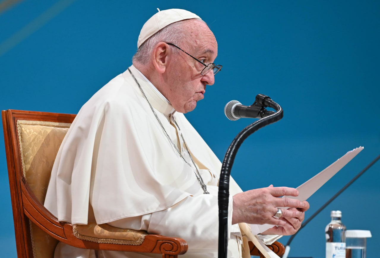Papa Francisc îl critică aspru pe Patriarhul Kirill: „Dumnezeu este pace. Niciodată nu ne călăuzește pe calea războiului”