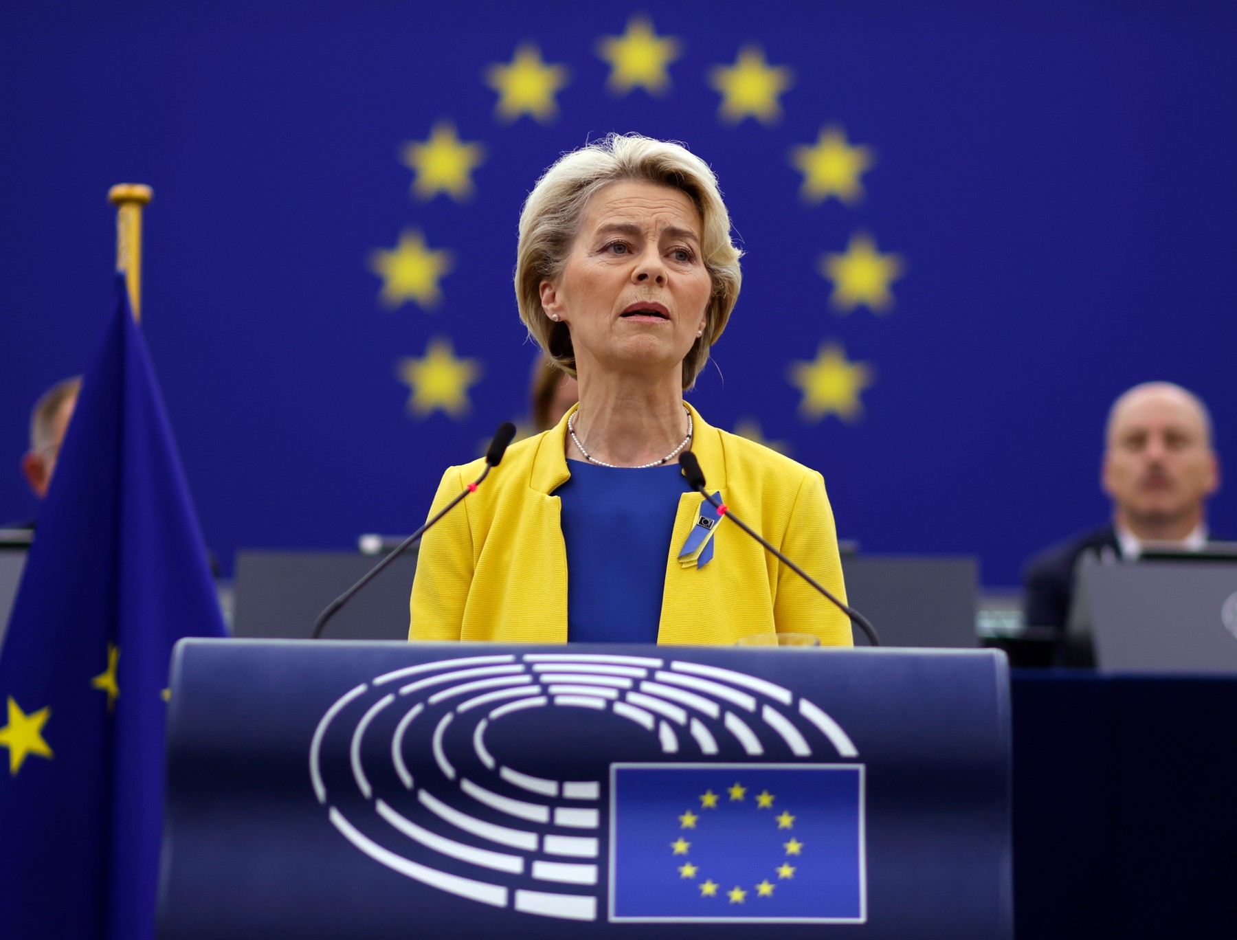 Ursula von der Leyen urmează să anunţe azi noua echipă de comisari europeni. Roxana Mînzatu este propunerea României