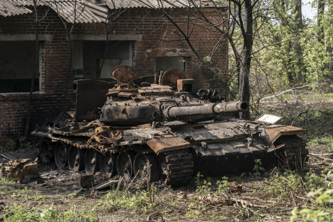 Russian Tank Destroyed in Biskvitne East of Kharkiv, Ukraine