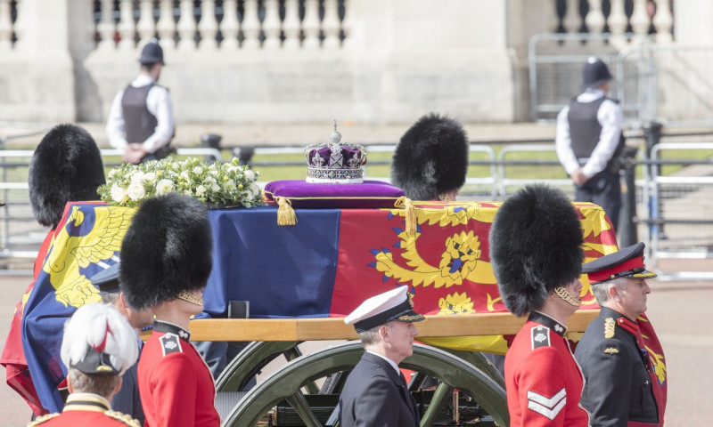 Cortegiul funerar al Reginei Elisabeta a II-a