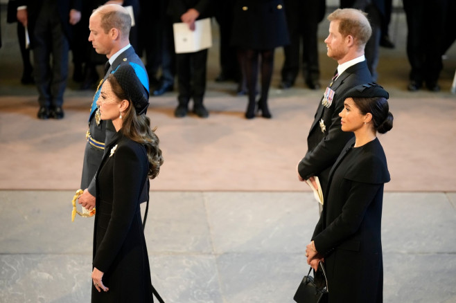 Queen Elizabeth II's coffin procession from Buckingham Palace to Westminster Hall, London, UK - 14 Sep 2022