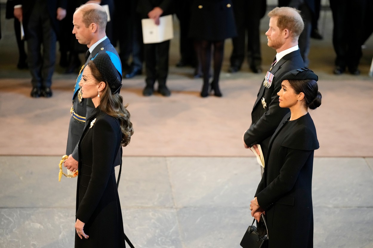 Prinții William și Harry și soțiile lor au apărut din nou împreună în public. Mesajul simbolic pe care l-au transmis