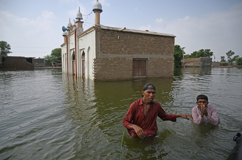 Pakistan-inundații (8)