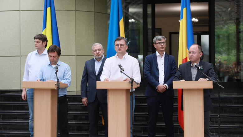 miniștrii de Externe ai Ucrainei, Dmitri Kuleba, Nicu Popescu și Bogdan Aurescu