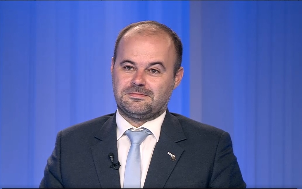 Cristian Popa (BNR): Am observat că ne învârtim în jurul cozii. Sursa inflației este energia, iar suprataxarea nu încurajează oferta