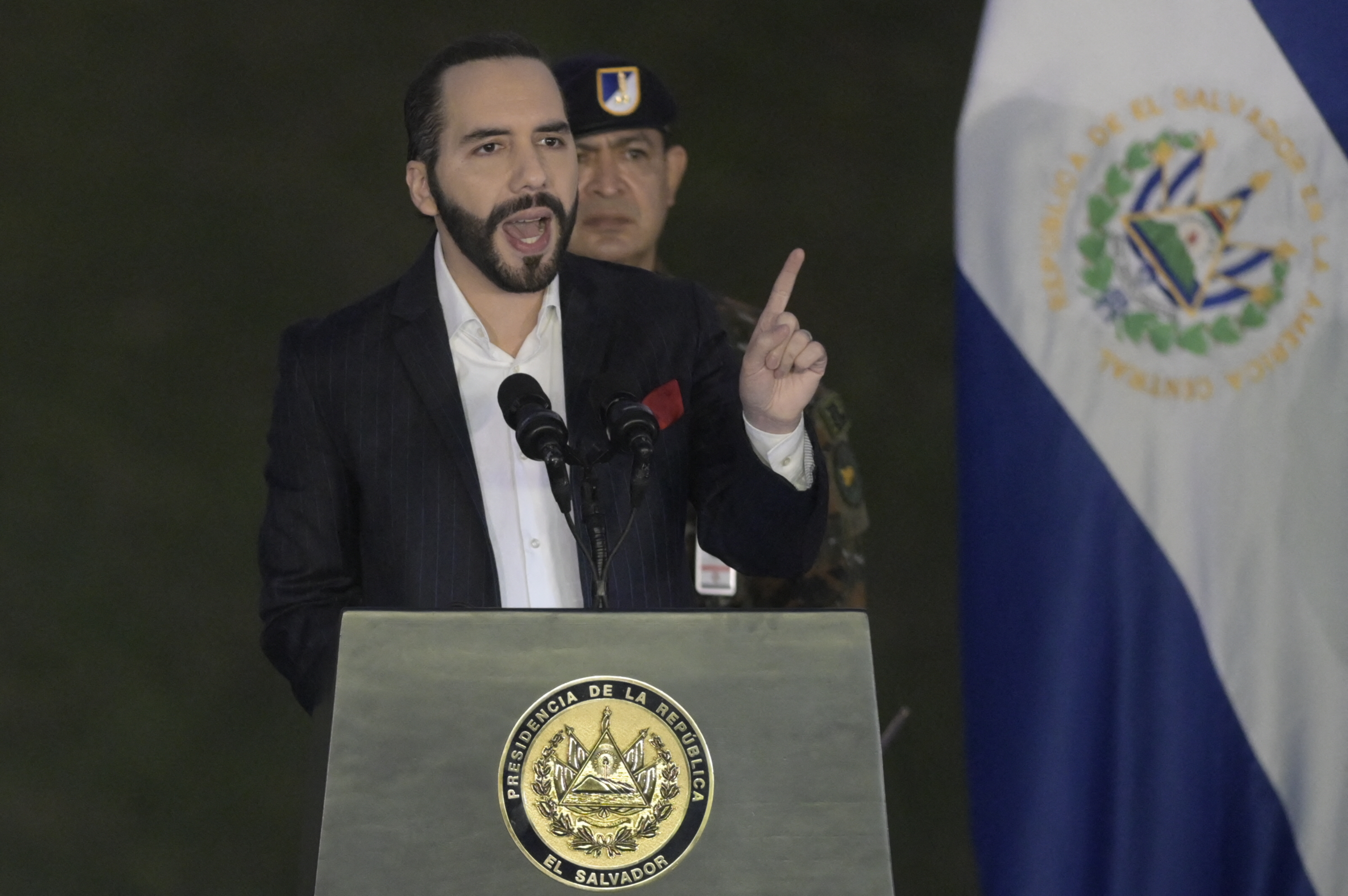 Președintele din El Salvador anunță că va candida pentru un nou mandat, deși Constituția îi interzice