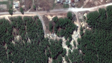 cimitir izium vazut din satelit