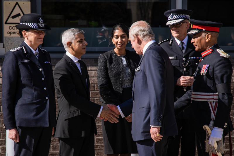 King Chales III thanks emergency workers at Lambeth HQ, London, UK - 17 Sep 2022