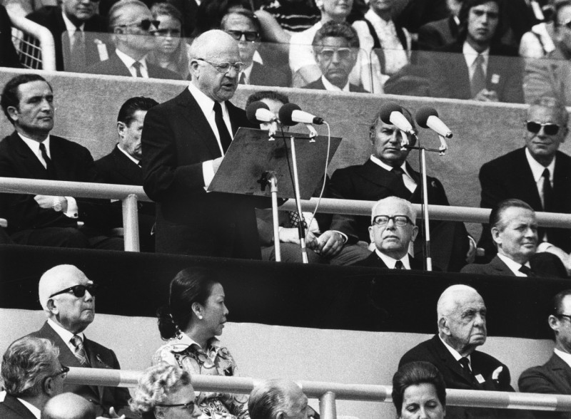 Munich 1972: memorial ceremony at Olympic Stadium