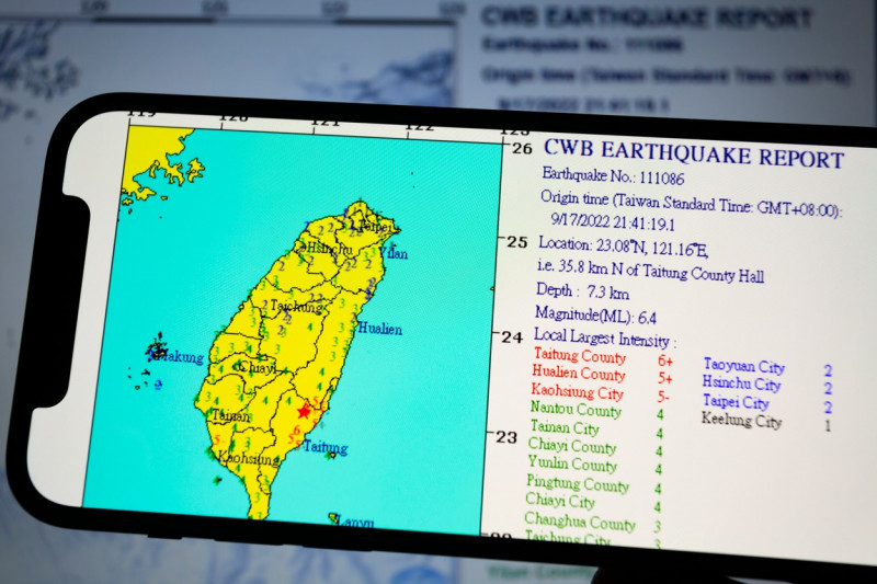 Magnitude 6.4 Earthquake Strikes Taiwan
