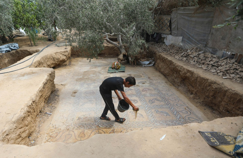 Un fermier palestinian a descoperit un mozaic bizantin