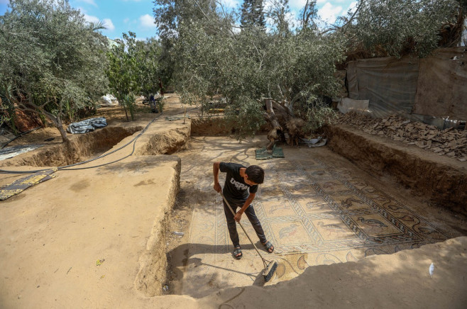 Un fermier palestinian a descoperit un mozaic bizantin