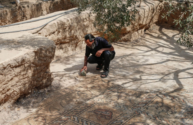 Un fermier palestinian a descoperit un mozaic bizantin