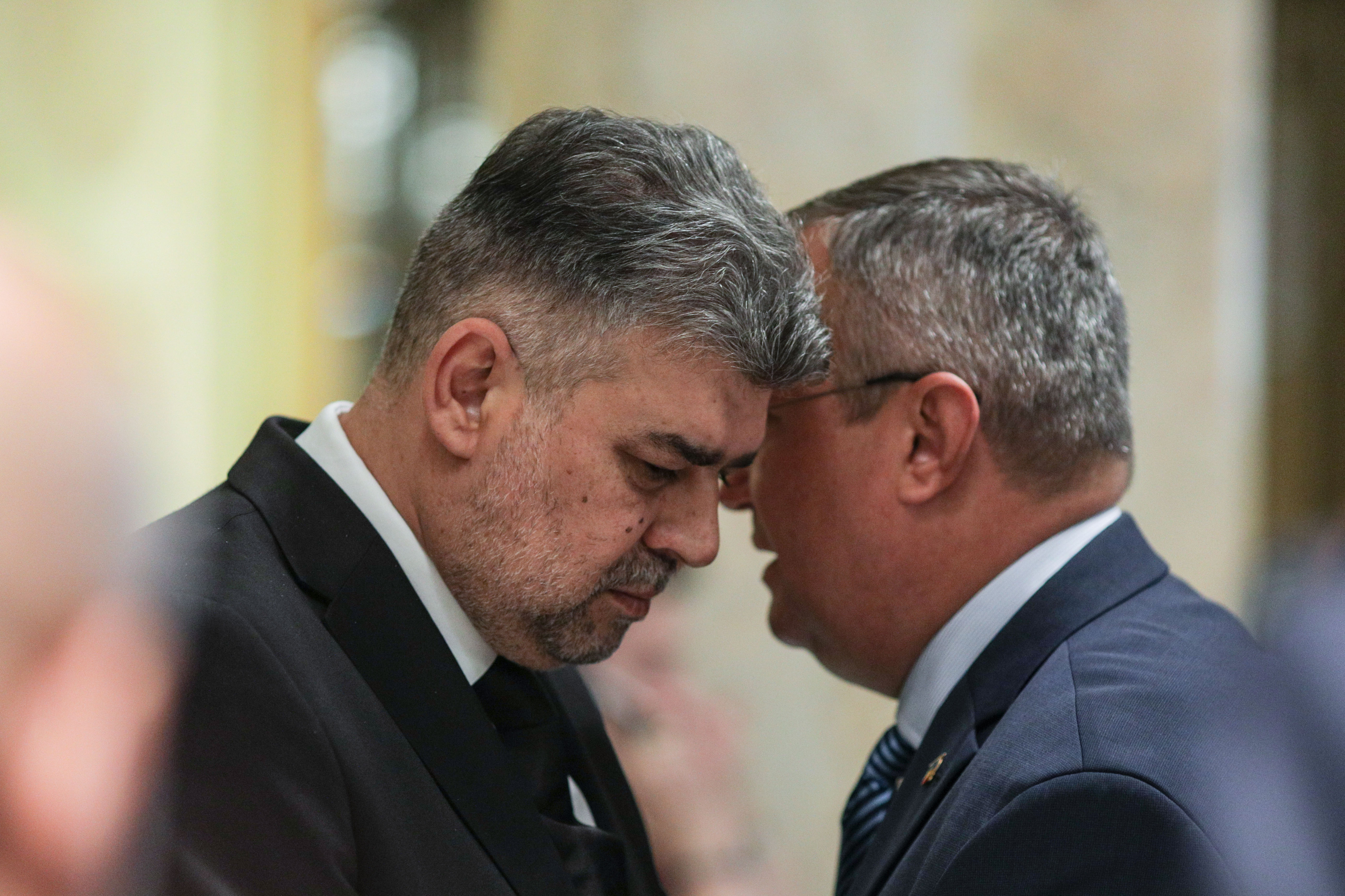 Cîțu și Turcan au cerut în ședința PNL eliminarea supraimpozitării contractelor part-time. Ciucă a spus că trebuie discutat cu PSD