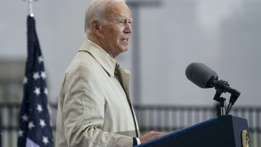 Preşedintele Joe Biden a participat la Pentagon la o ceremonie de depunere de coroane de flori, la 21 de ani de la atentatele din 11 septembrie 2001.