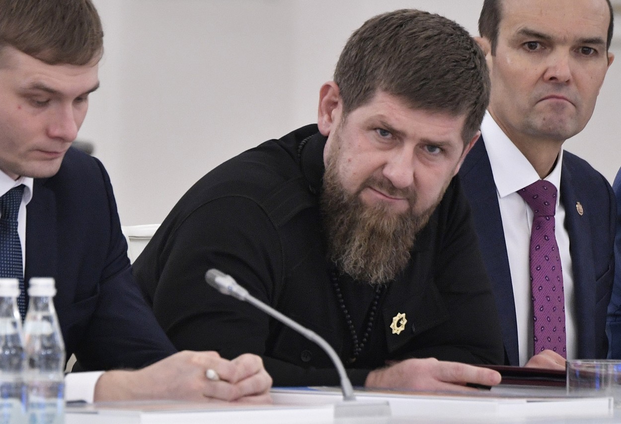 Aliatul lui Putin, seful armatei cecene, Ramzan Kadîrov are un sac