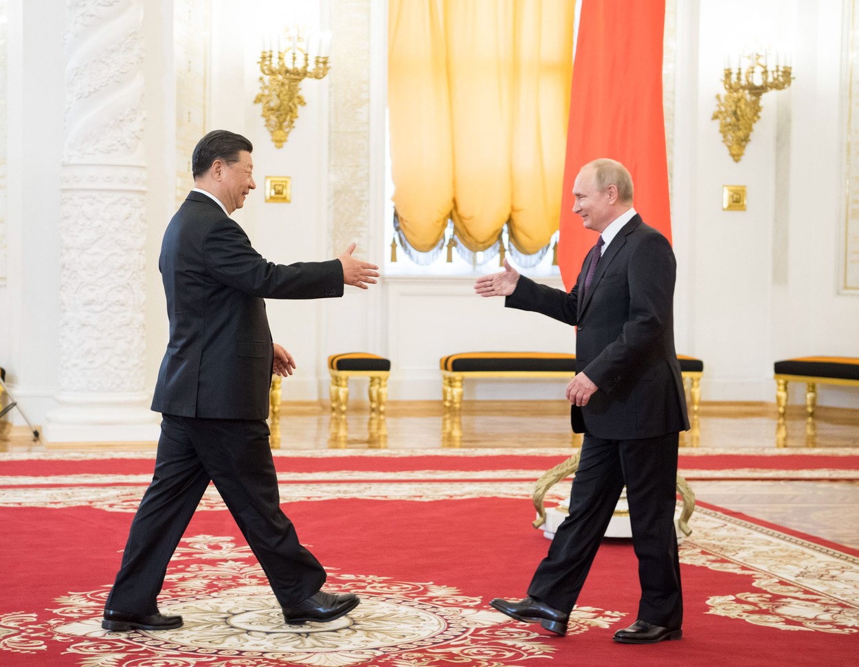 În timp ce Rusia bate în retragere în estul Ucrainei, Putin se întâlnește cu Xi pentru a obține sprijinul militar al Chinei