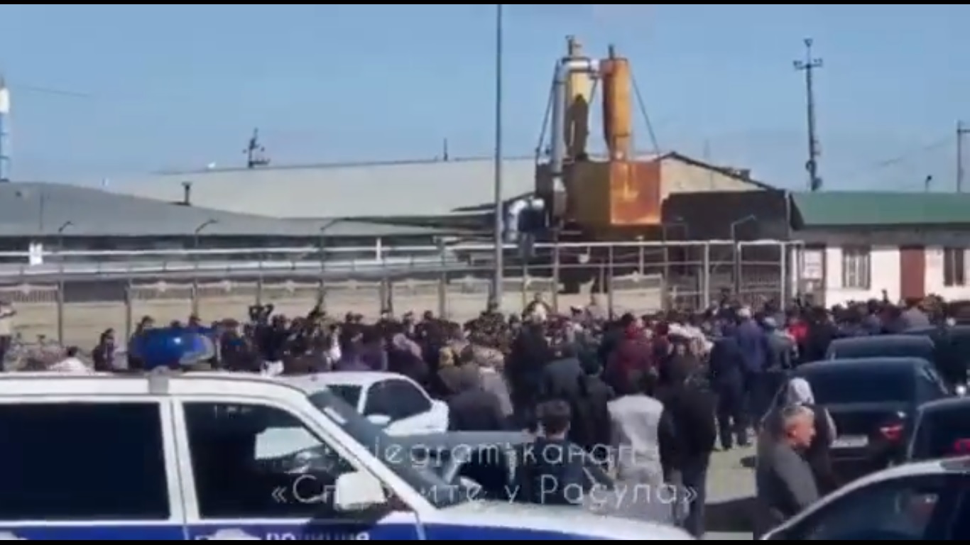 Proteste anti-mobilizare în Orientul Îndepărtat. Poliția a tras focuri de armă în Daghestan