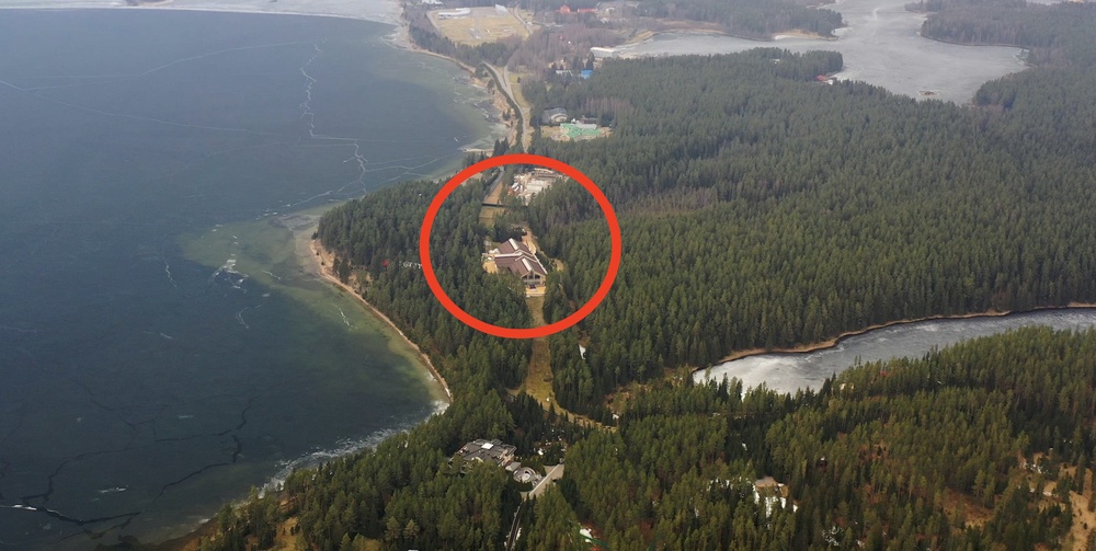 Unde s-a ascuns Putin. Imagini cu palatul în care a fugit de ochii lumii și de unde dă ordine