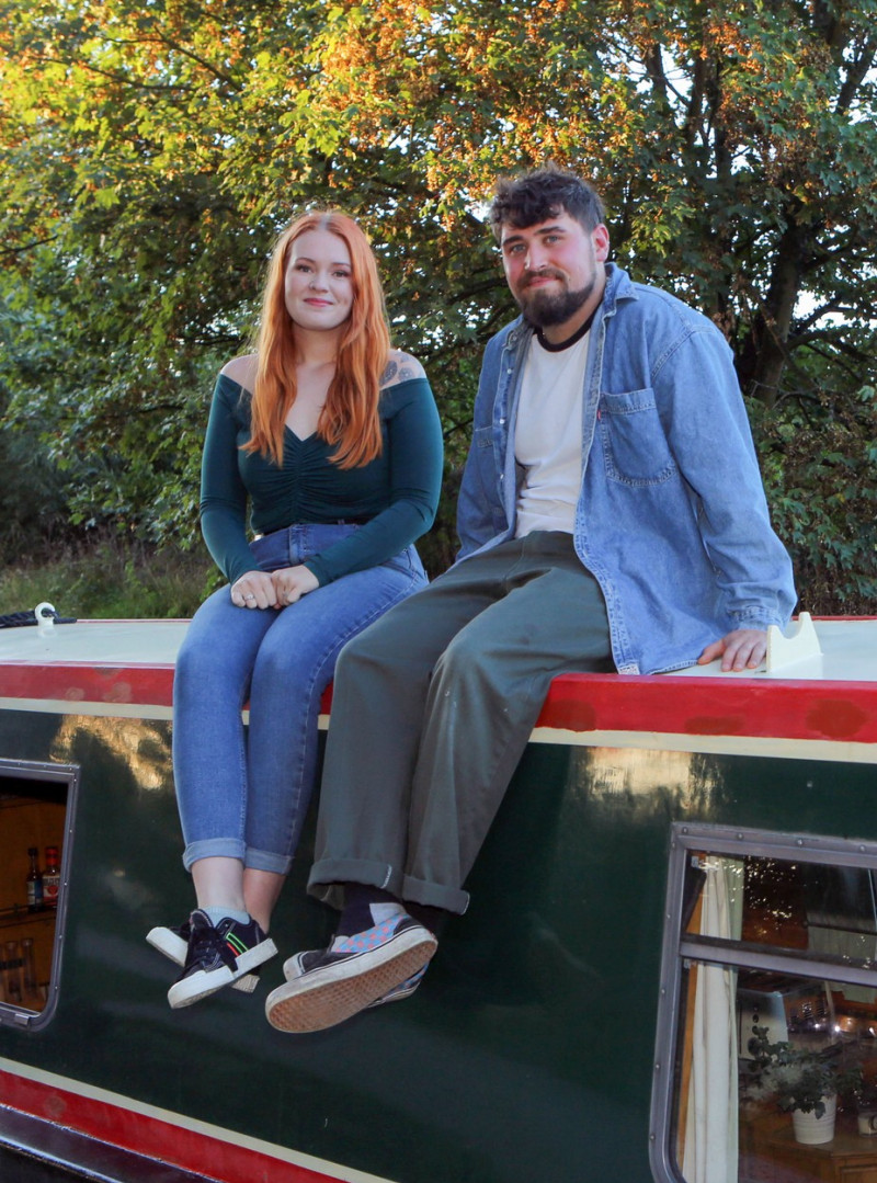 YOUNG COUPLE MOVE ONTO BARGE TO SAVE MONEY ON RISING BILLS