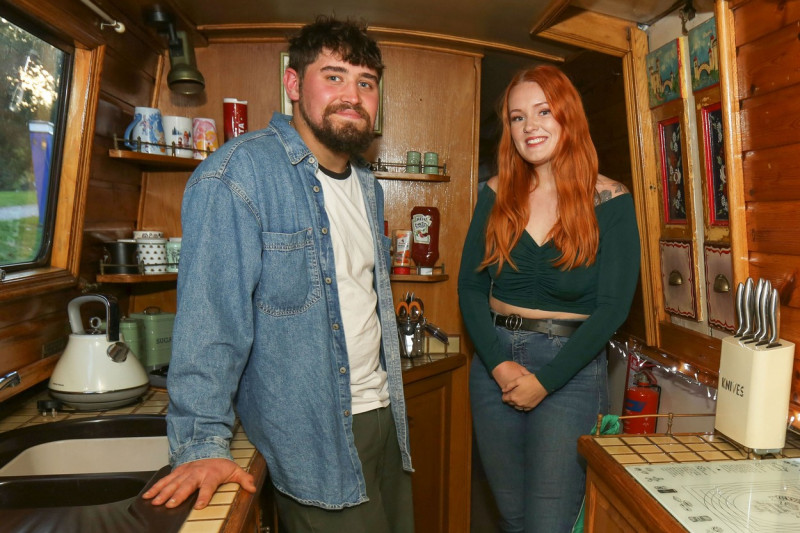 YOUNG COUPLE MOVE ONTO BARGE TO SAVE MONEY ON RISING BILLS