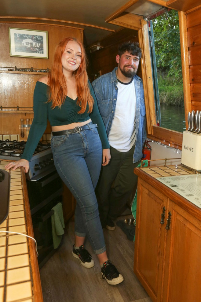 YOUNG COUPLE MOVE ONTO BARGE TO SAVE MONEY ON RISING BILLS