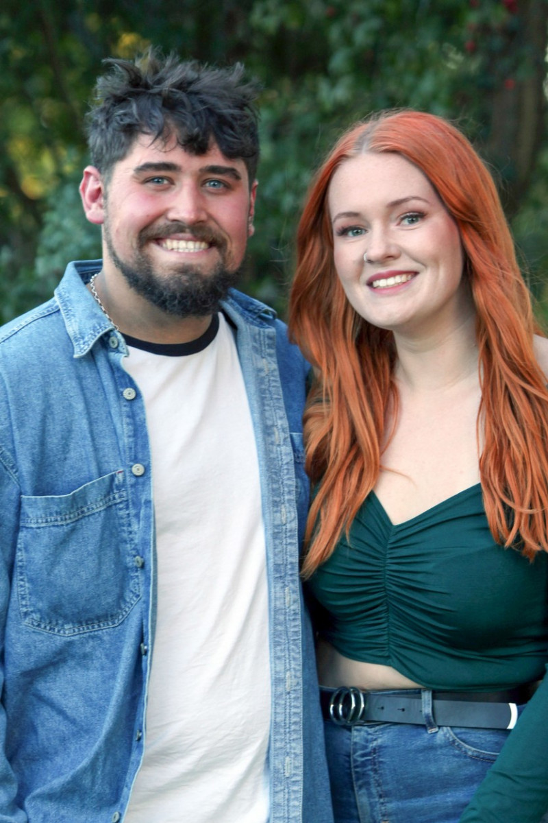 YOUNG COUPLE MOVE ONTO BARGE TO SAVE MONEY ON RISING BILLS