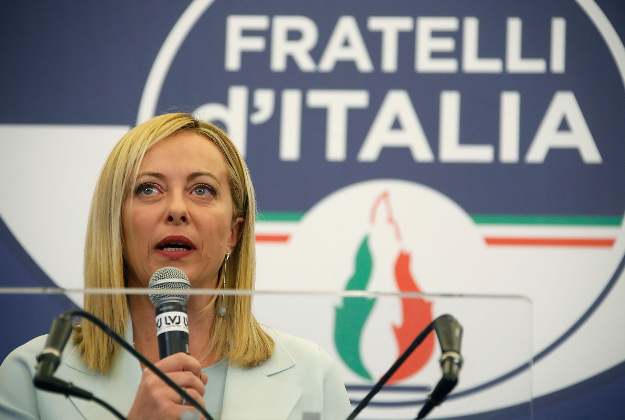 Giorgia Meloni îl asigură pe Zelenski că poate conta pe sprijinul Italiei: „Rămâneţi puternici şi păstraţi-vă credinţa neclintită”