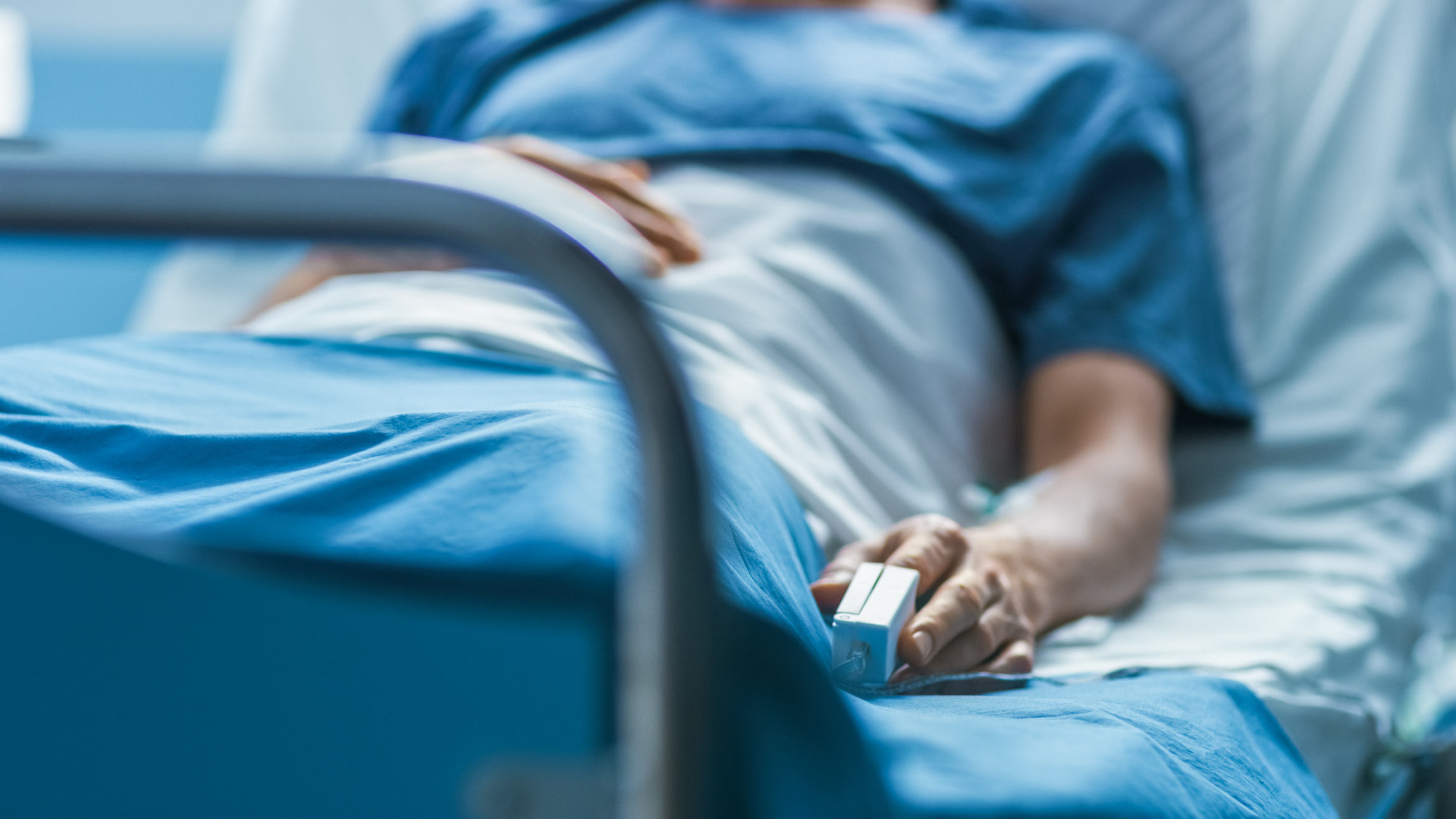 Bărbat diagnosticat cu botulism la o săptămână de la internare. Nimeni nu poate spune de la ce s-a îmbolnăvit