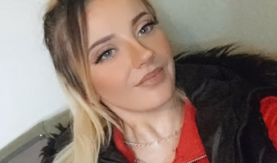 Un bărbat care și-a ucis fiica a sunat-o apoi pe soția lui să-i spună ce a făcut, dar a refuzat să-i spună care din copii era mort